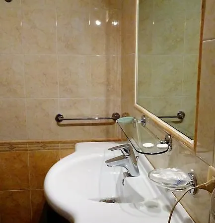 فندق مبيت وإفطار Poggio Delle Ginestre 2*