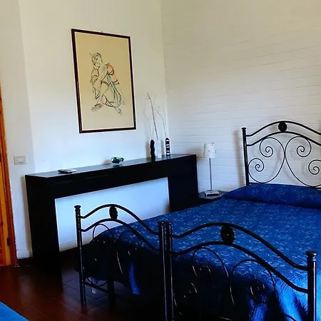 فندق مبيت وإفطار Poggio Delle Ginestre روتيليانو