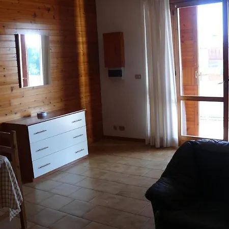 Poggio Delle Ginestre فندق مبيت وإفطار روتيليانو