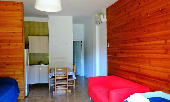 Poggio Delle Ginestre Bed & Breakfast 2*